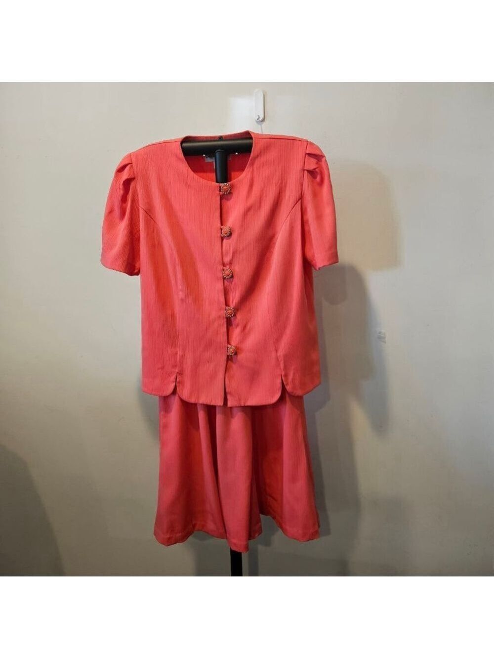 Women's Michael Blake Vintage Skirt Suit Set Coral Size 12P
